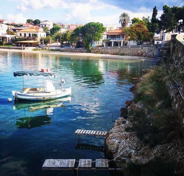 Κατοικία 80 Τ.Μ. Δίπλα Από Την Θάλασσα Στην Ελιά. Elia  Esterno foto