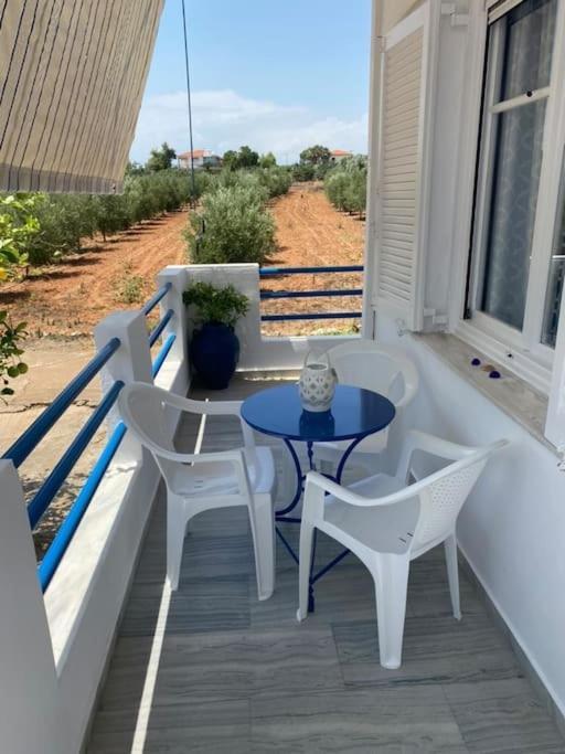 Κατοικία 80 Τ.Μ. Δίπλα Από Την Θάλασσα Στην Ελιά. Elia  Esterno foto